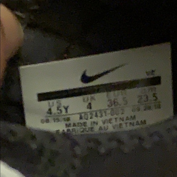 Huarache E.D.G.E. GS 'Pure Platinum' - Picture 5 of 6